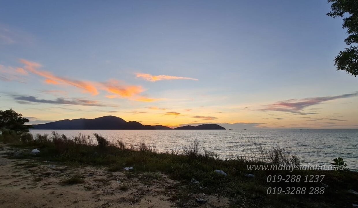 Lumut seaside 2