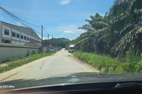 Batu Pahat 20 acres agriland zoned industrial-3